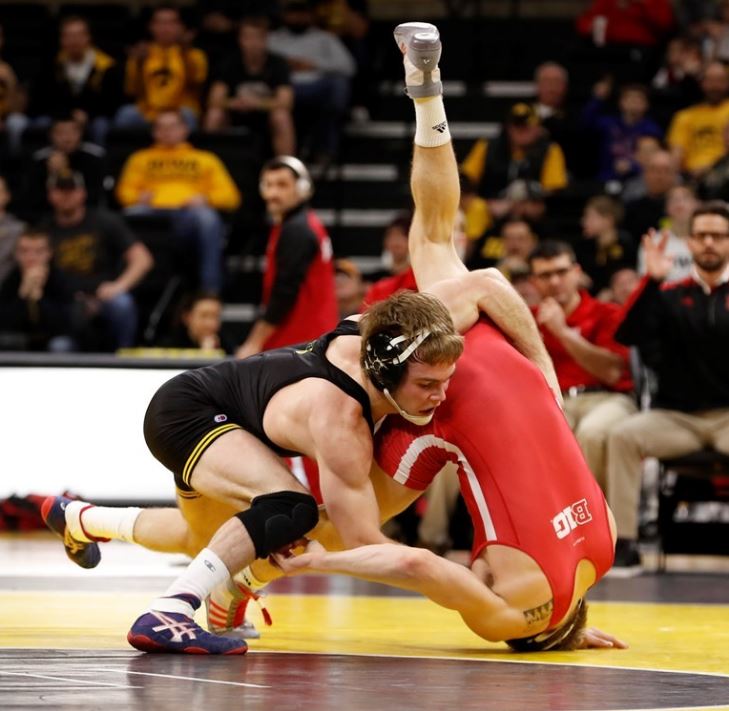 Hawks To Wrestle Edinboro At National Duals Saturday - Iowa Wrestling Fan